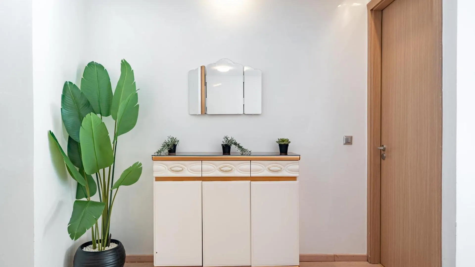 Apartment Your Haven Of Peace With Private Jacuzzi Marrakesh
