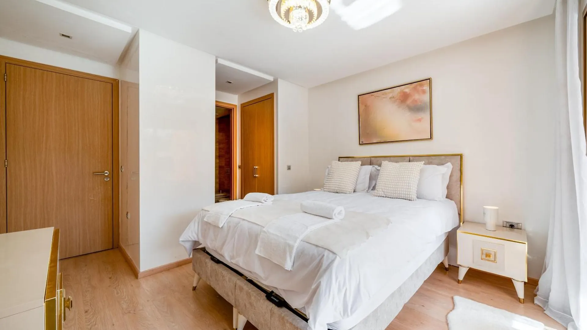Apartment Your Haven Of Peace With Private Jacuzzi Marrakesh